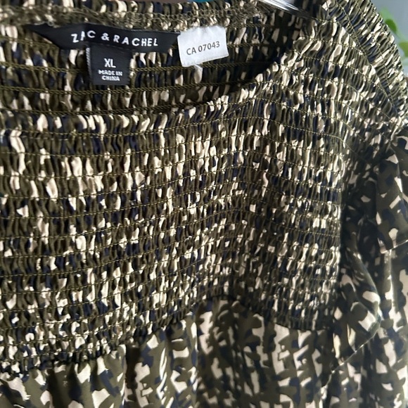 Zac & Rachel Green and Cream Smocked Blouse XL - Picture 7 of 16